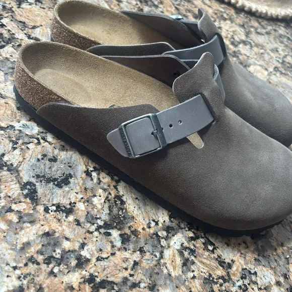Men’s Birkenstock Size 42 Boston concrete sandals$160 - Picture 6 of 7